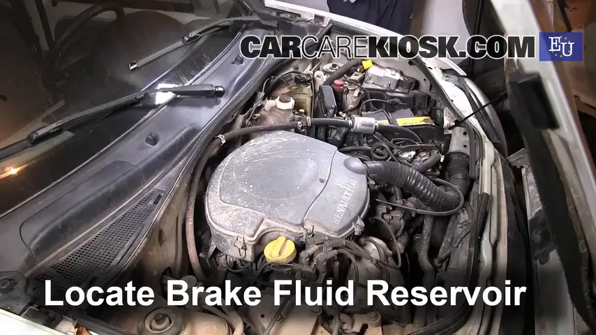 2001 Renault Kangoo Energy 1.4L 4 Cyl. Brake Fluid